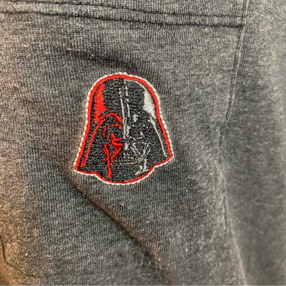 Star Wars Mens pocket t shirt with embroidered Darth‎ Vader short sleeve Size L